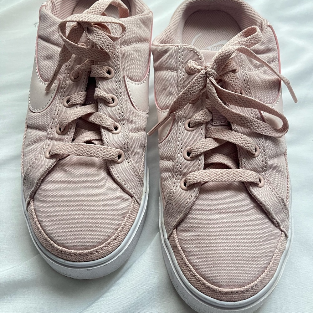 Nike Pink Casual Sneakers Low-Top Canvas